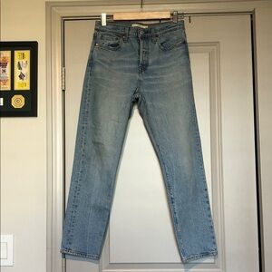 Levi's Wedgie Straight Jeans